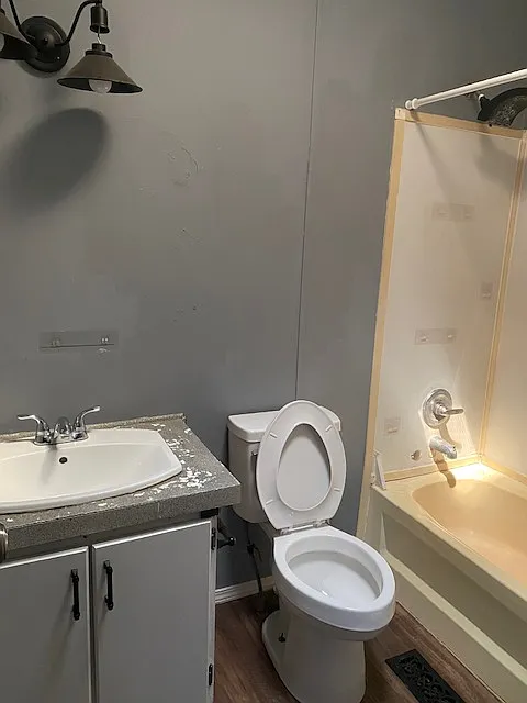 3 bed, 1200 sqft, $1,400 — Photo 3
