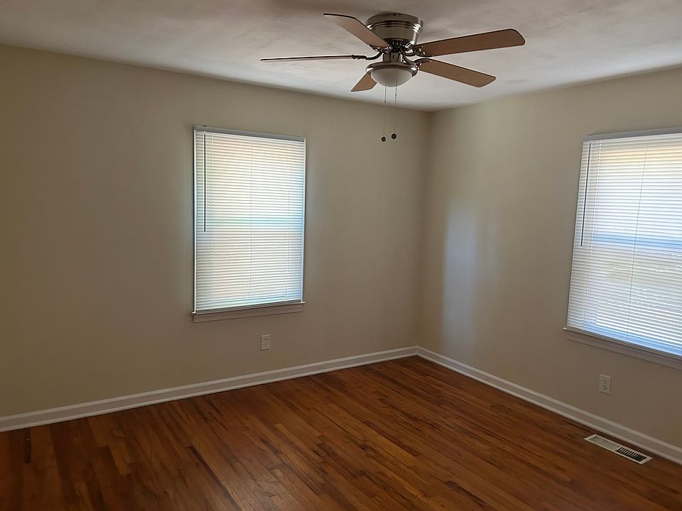 2nd image of 1033 54th St