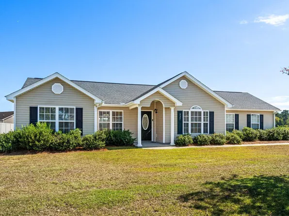 525 Carolina Hickory St., Loris, SC 29569