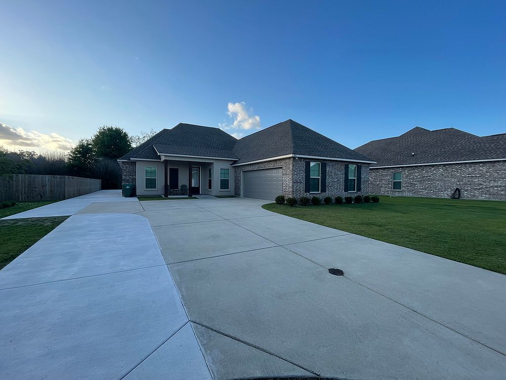331 Modesto Dr - Property Image