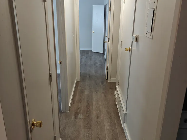 Stonewood Apartments — Photo 11