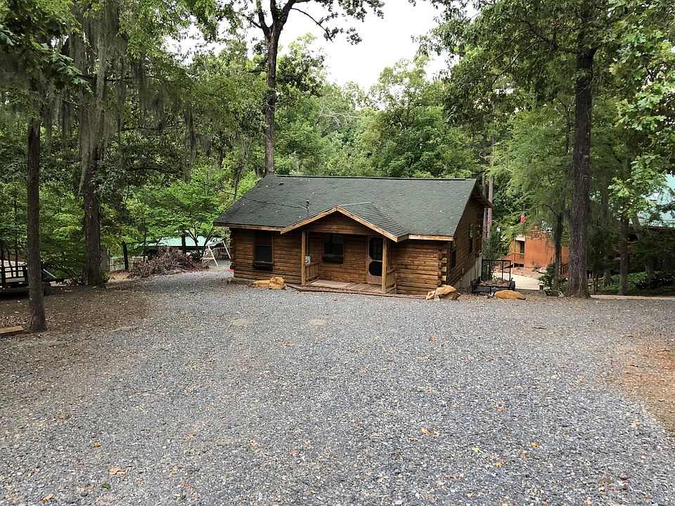 Cute Lakehouse for Rent