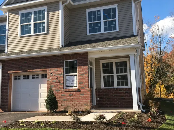 21 Tucker Way, Pennington, NJ 08534