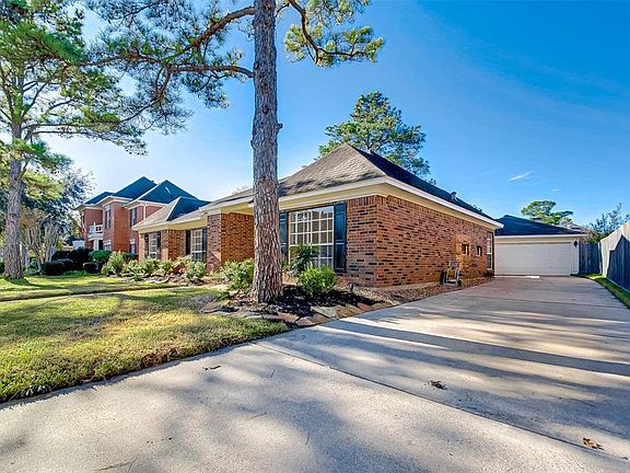 There is a 2 car detached garage in the back of the home.