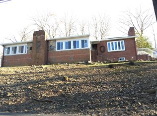 41 Maple St, Watchung, NJ 07069