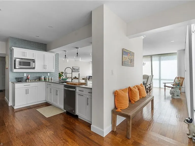4031 Gulf Shore Blvd N #25 — Photo 9
