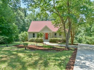 9903 Oak Hollow Rd, Chapel Hill, NC 27516