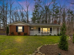 2270 Worth Ln NW, Charleston, TN 37310