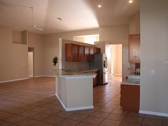 2nd image of 2629 Smithfield Dr