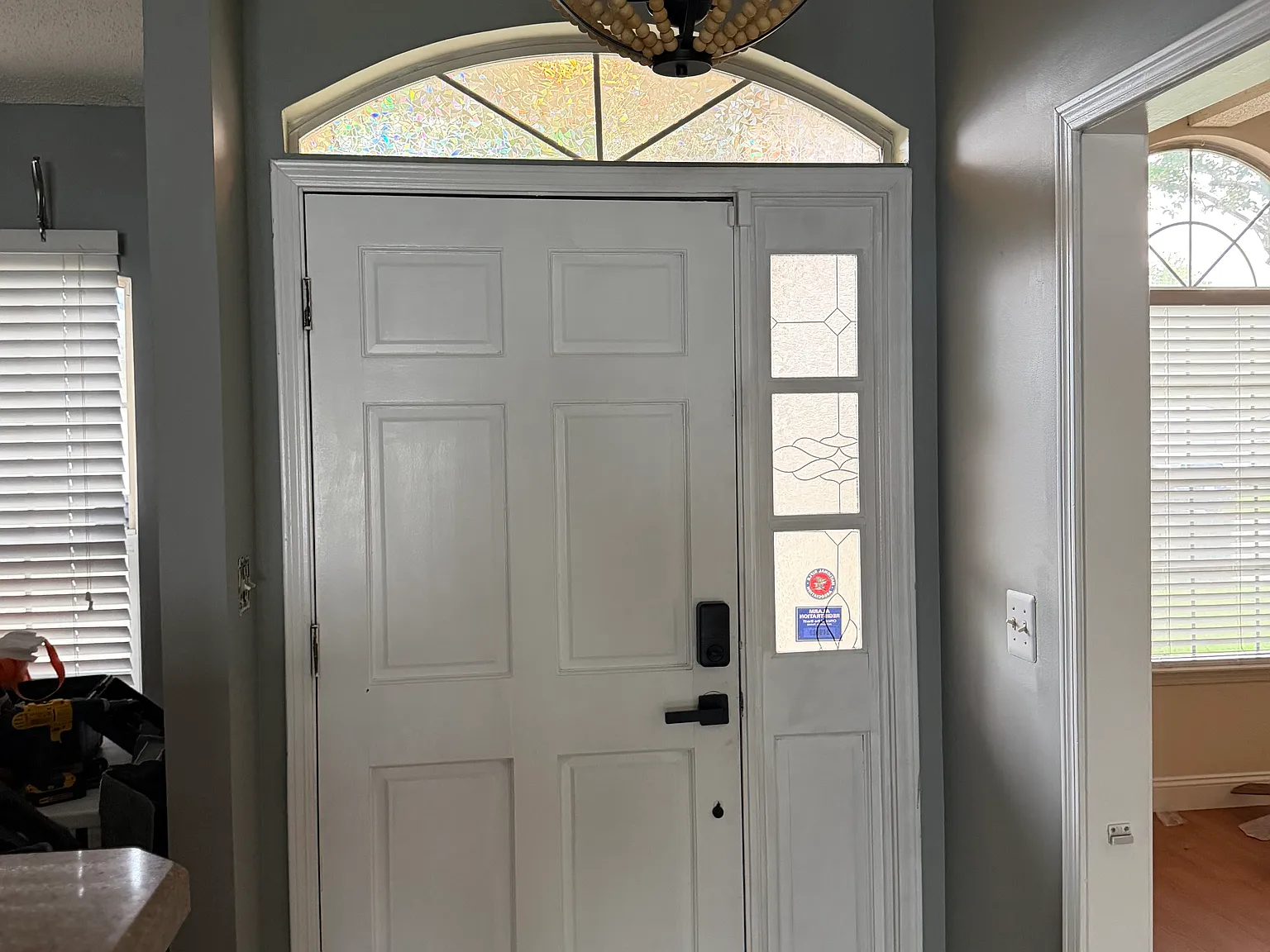 3 bed, 1425 sqft, $2,000 — Photo 2