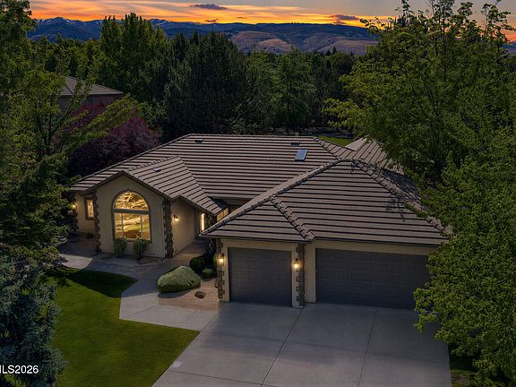 2nd image of 13345 Fieldcreek Ln