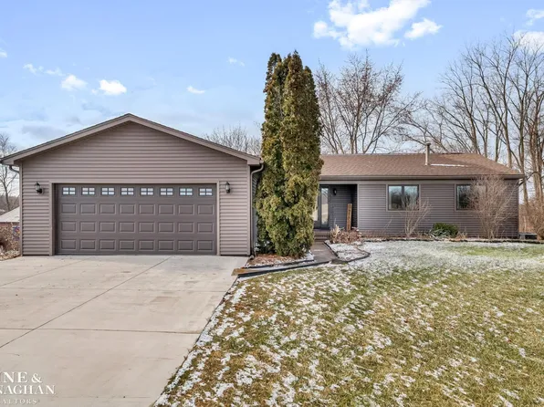 30500 Armada Ridge Rd, Richmond, MI 48062