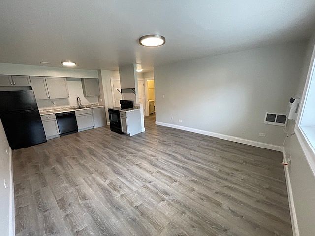 1st image of 515-519 S Milwaukee Ave #11291548