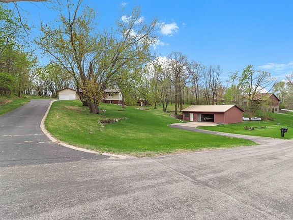 2nd image of 27987 Timber Lane Rd