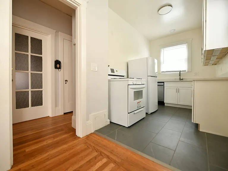 3733 Grand Ave — Photo 11