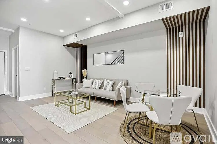 3 bed, 1200 sqft, $4,500 — Photo 3