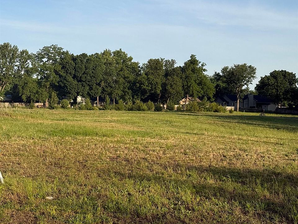 1st image of 1103 Stutzman Cir