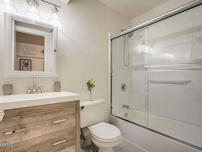 7906 E Keim Dr — Photo 26