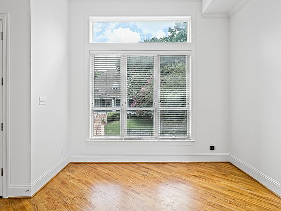 5th image of 2712 Hibernia St