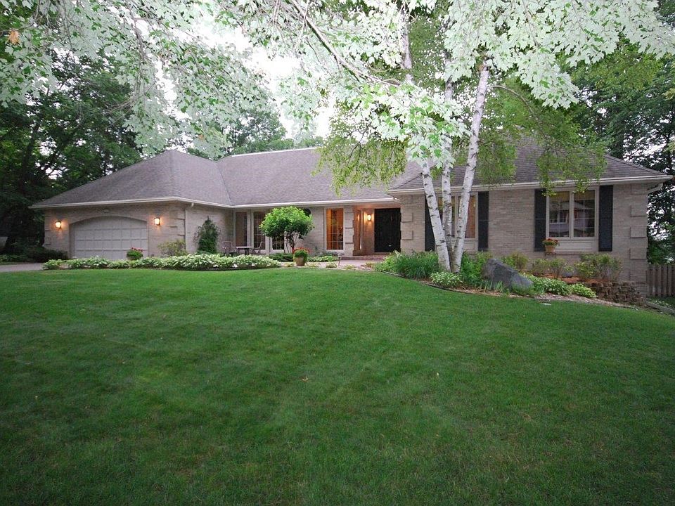 1st image of 16905 5th Ave N