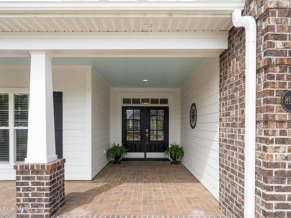 4th image of 8983 Mango Bay Court NE
