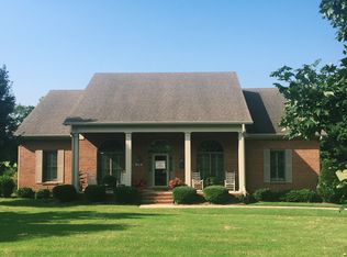 112 Habersham Rd, Columbia, TN 38401