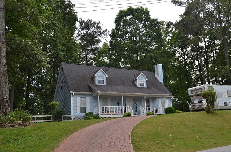 1st image of 8363 Lake Dr