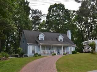 8363 Lake Dr, Snellville, GA 30039
