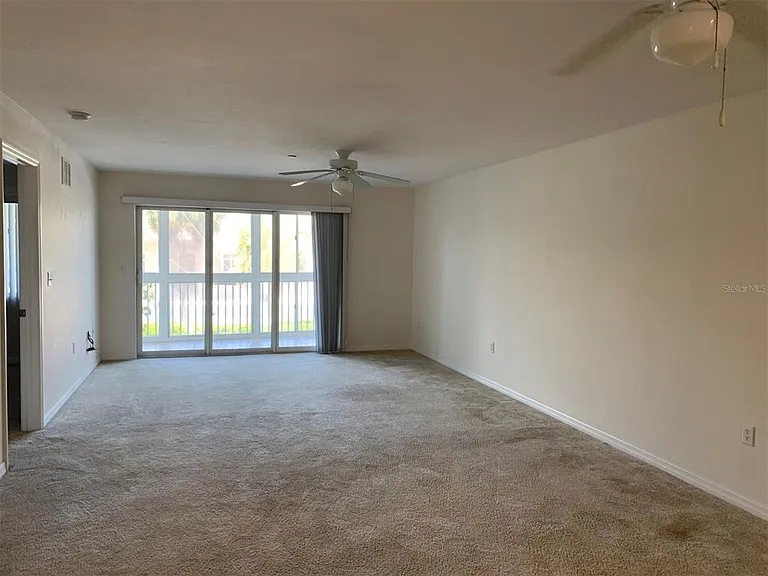 150 Harborside Ave #229 — Photo 5
