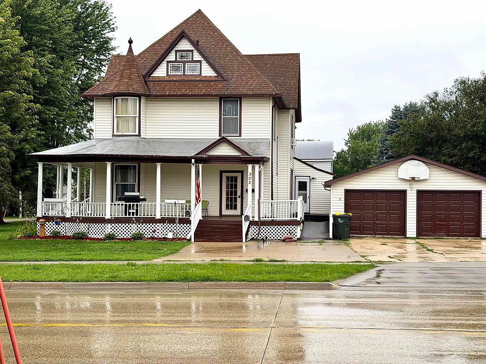 1st image of 302 Allamakee St