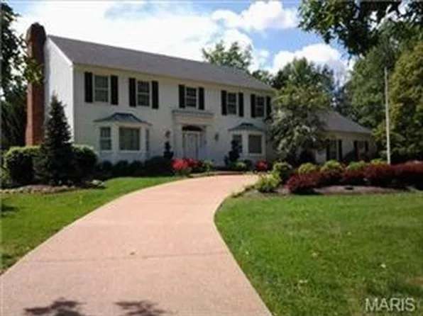13030 Starbuck Rd, Saint Louis, MO 63141