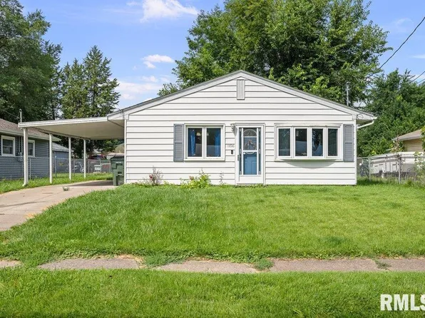 1106 S Zenith Ave, Davenport, IA 52802