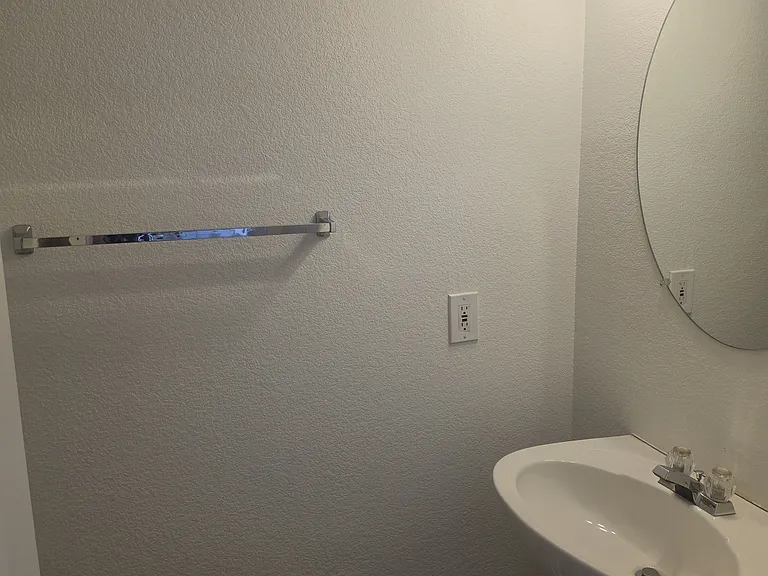 6807 Baby Jade Ct — Photo 18