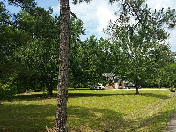 1 acre Park like property 