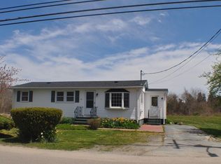 841 Sconticut Neck Rd, Fairhaven, MA 02719