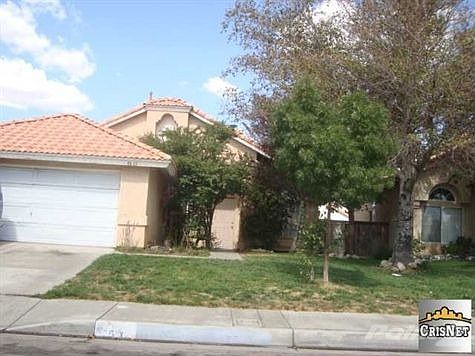 1st image of 5513 Essex Dr