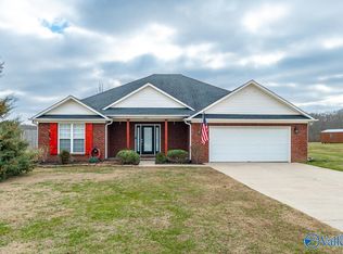 1351 Manley Rd, New Market, AL 35761