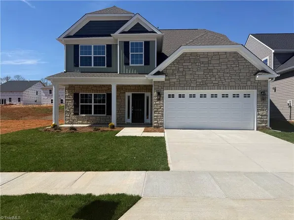 1758 Black Horse Rd #49, Kernersville, NC 27284