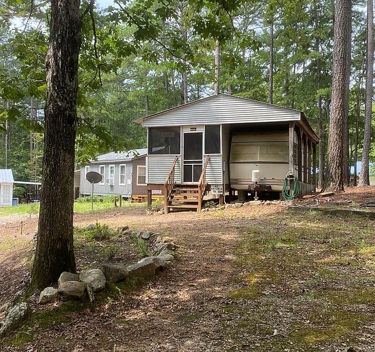 1st image of 42 Hatchie Trl
