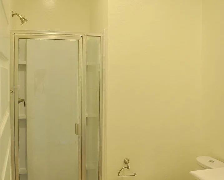 838 W Carlsbad Dr — Photo 17