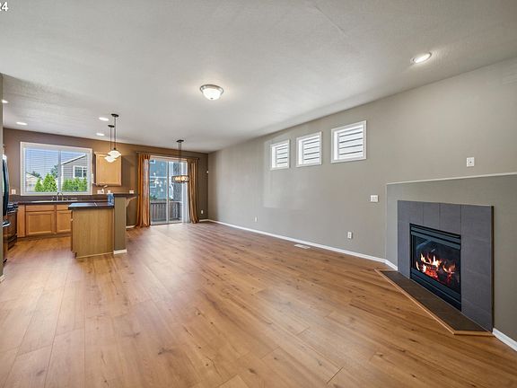 4th image of 3069 SE Kingswood Ave