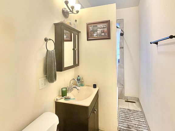 4th image of 4351 N Spaulding Ave #1
