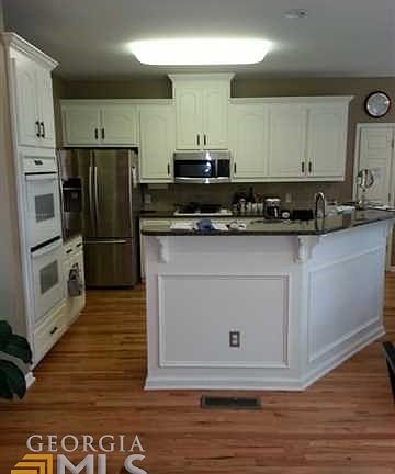 4th image of 795 Milton Oaks Dr
