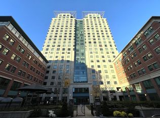 1 Nassau St UNIT 1607, Boston, MA 02111
