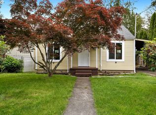 9416 NE Gertz Ct, Portland, OR 97211