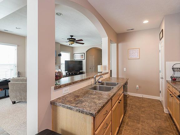 5th image of 5645 Cardin Blvd