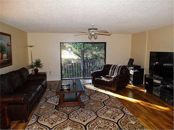 4th image of 2053 Arbor Dr