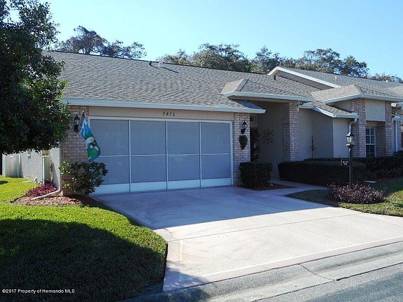3rd image of 7476 Willow Brook Dr