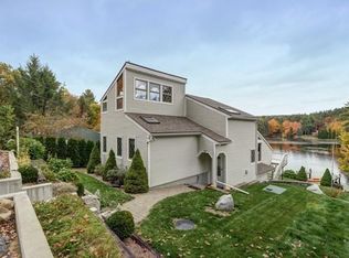 85 Lakeshore Dr, Spencer, MA 01562