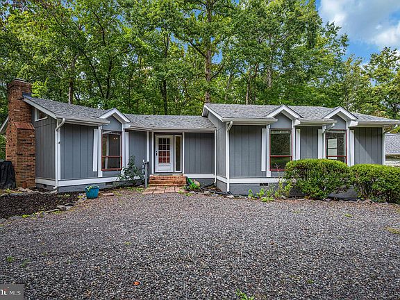 4th image of 216 Wakefield Dr